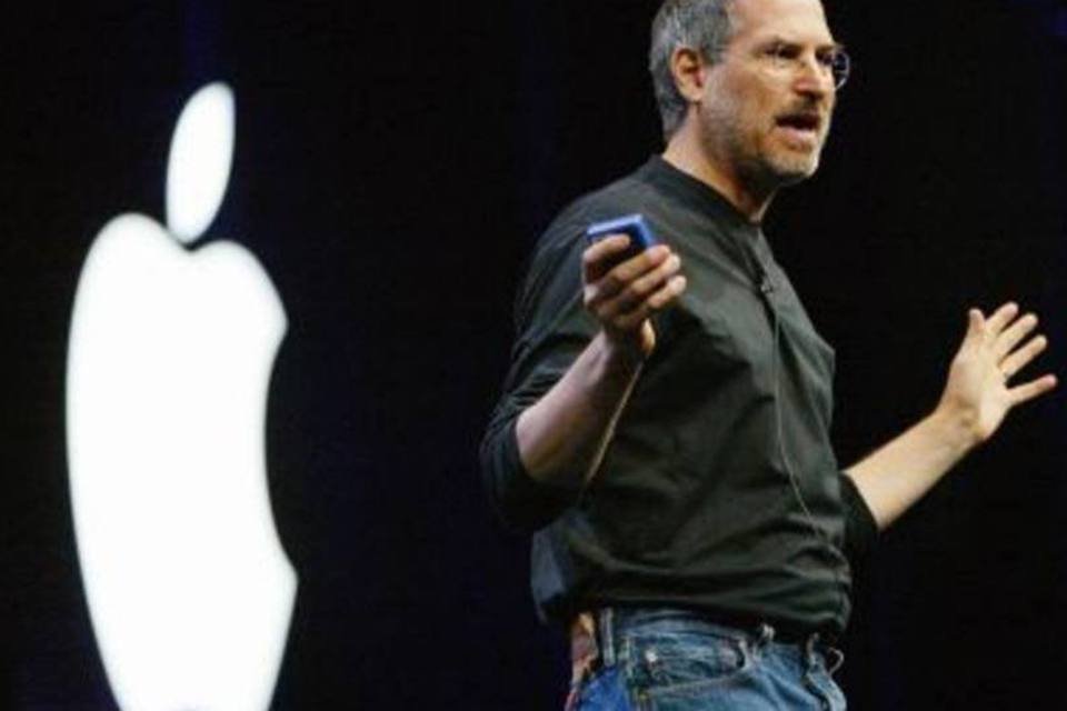 Steve Jobs proíbe que dados sobre o uso dos aplicativos sejam transferidos a empresas externas de análise de dados (.)
