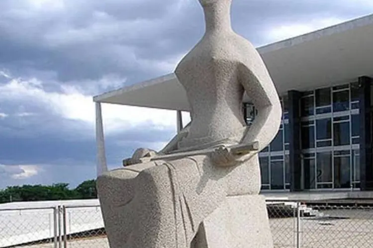 Sede do STF, em Brasília, onde acontece o julgamento do Mensalão: defensor de Simone Vasconcelos diz que sua cliente deveria figurar apenas como testemunha (Wikimedia Commons)