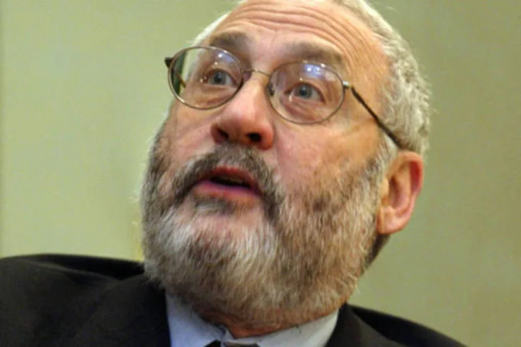 O economista americano Joseph Stiglitz: "a política monetária atual do BCE eleva a cotação do euro e prejudica os exportadores alemães" (Chris Hondros/Getty Images)