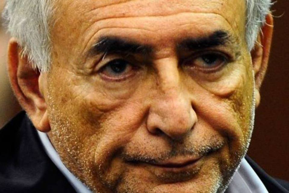 Outra pessoa estava no quarto de Strauss-Kahn, diz "Le Figaro"