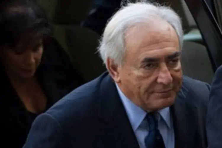Pessoas ligadas a Strauss-Kahn defendem a teoria de que há um complô contra o francês (Nicholas Kamm/AFP)