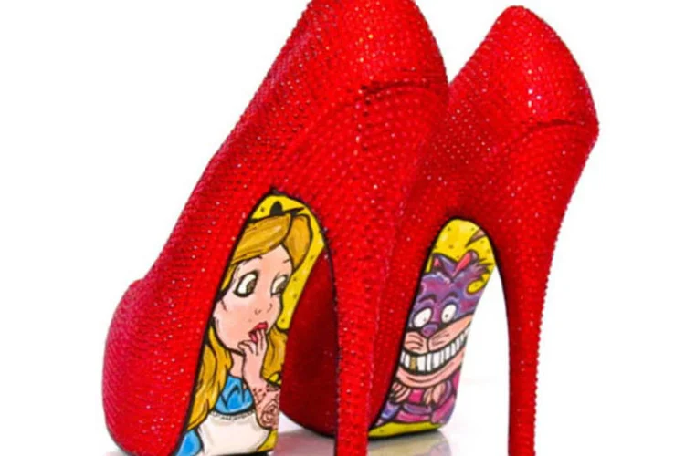 Street arte em sapatos (Divulgação/Taylor Says)
