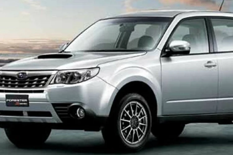 O Forester S-Edition é oferecido nas cores preto, prata e branco  (Divulgação)