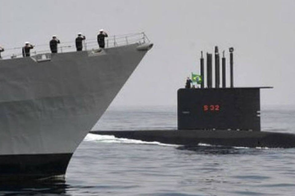 Submarinos de Brasil, EUA e Peru fazem exercícios militares