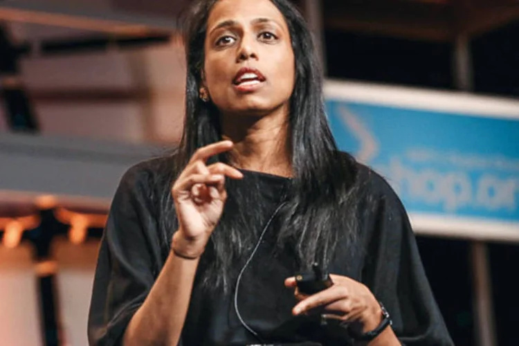 Sucharita Mulpuru: as compras por celular respondem por menos de 5% do comércio eletrônico nos EUA (Divulgação)
