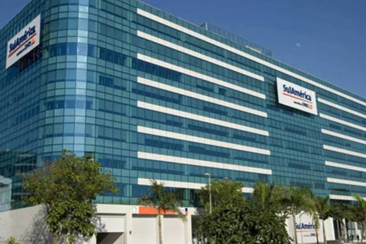 
	O IFC anunciou, na quinta-feira, um acordo com o grupo holand&ecirc;s ING para assumir participa&ccedil;&atilde;o de 7,9 % na seguradora SulAm&eacute;rica, em um neg&oacute;cio de 400 milh&otilde;es de reais
 (Divulgação)