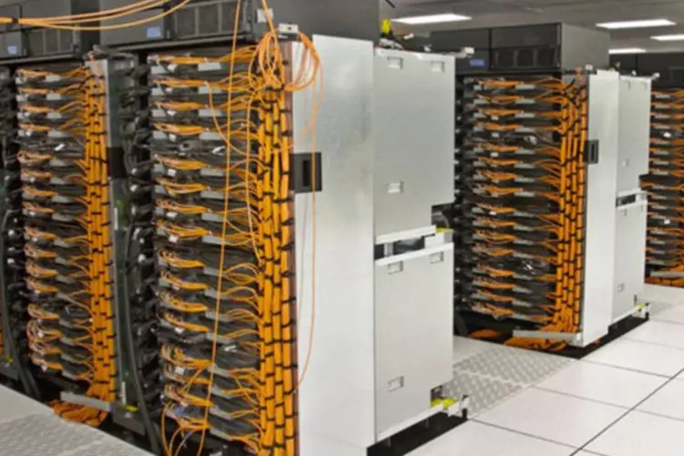 
	Supercomputador: montados a partir de componentes da IBM, Nvidia e Mellanox, computadores ser&atilde;o entre 5 a 7 vezes mais r&aacute;pidos que os atualmente mais r&aacute;pidos
 (Divulgação/LLNL)