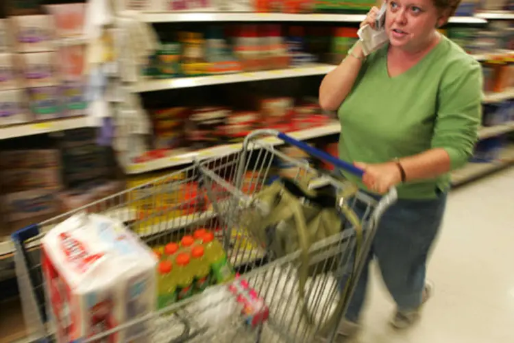 Compras em supermercados: crescimento nas vendas é explicado pelo reajuste do salário mínimo (Chris Hondros/Getty Images)