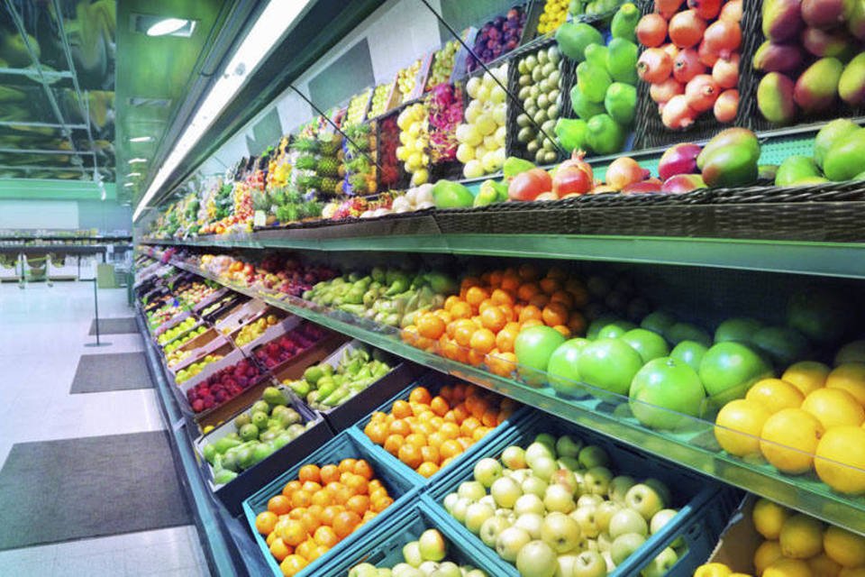 Vendas reais dos supermercados caem 4,39% em um ano