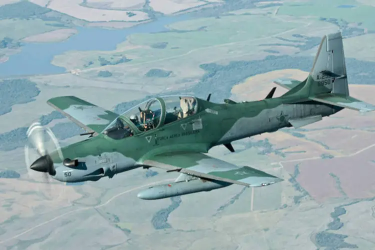 
	Super Tucano da Embraer, em um voo pela For&ccedil;a A&eacute;rea Brasileira
 (Giulliano B. Frassetto/Divulgação/FAB)