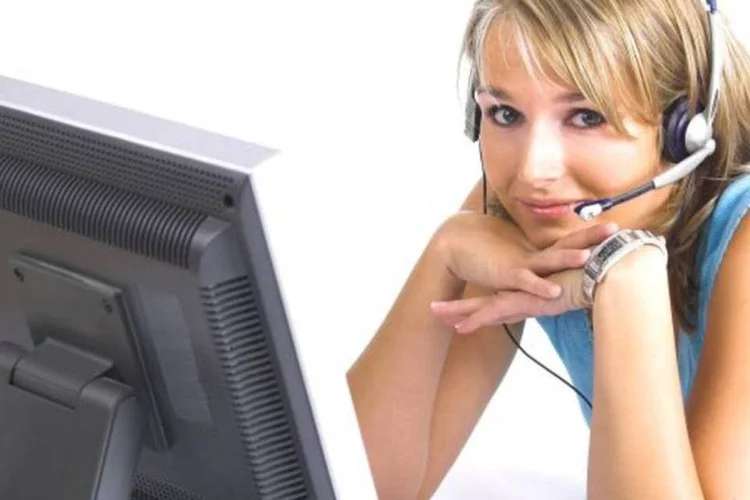 Especialistas oferecem suporte por e-mail, chat ou voz no Intelus (Tomasz Tulik/Dreamstime.com)