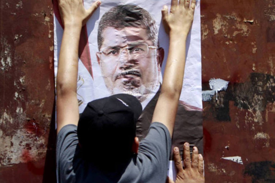 Apoiadores de Morsi montam novo acampamento de protesto