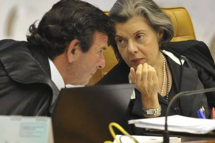 Ministros do STF, Luiz Fux e Cármen Lúcia, votaram a favor da proposta (Valter Campanato/ABr)