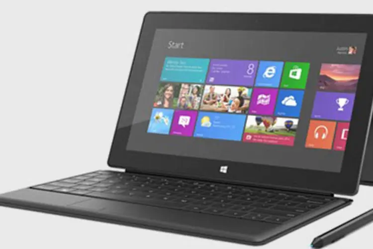 
	Surface Pro: tablet vem equipado com Windows 8 e processador Ivy Bridge da Intel
 (Microsoft)