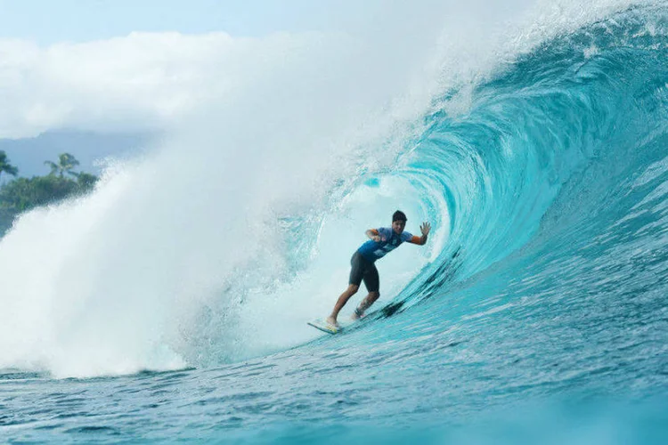 O surfista Gabriel Medina: "com certeza, essa vitória abriu as portas para o esporte" (KC/ASP/Fotos Públicas)