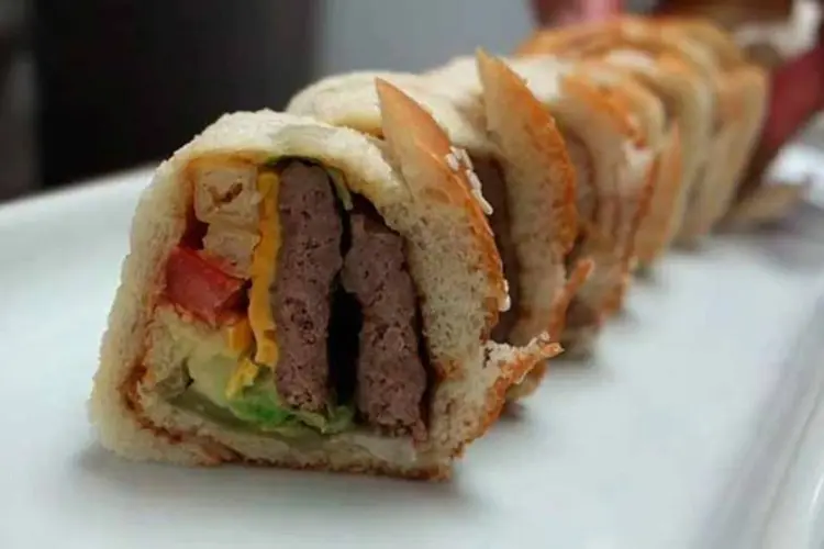 
	Sushi de Big Mac: chef cria prato a partir do mais famoso hamb&uacute;rguer do mundo
 (Reprodução Youtube)
