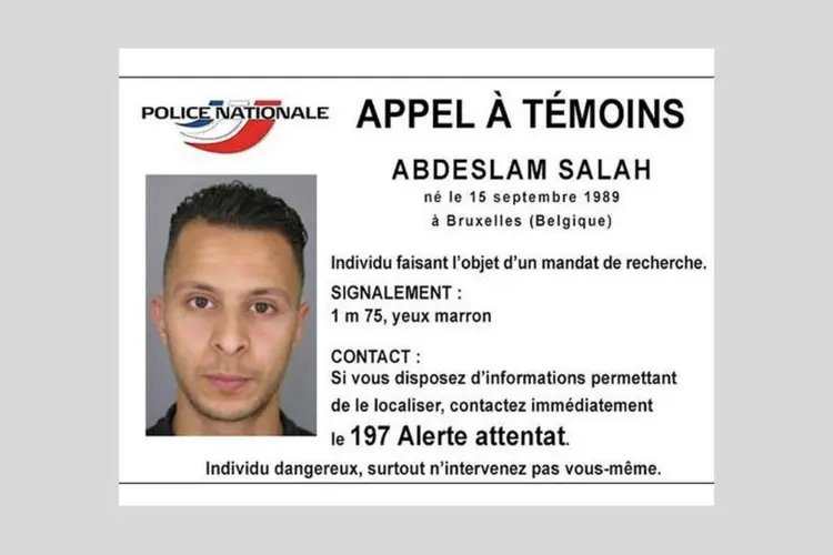 
	Salah Abdeslam: ele alugou o carro com que os terroristas que atacaram a casa de shows Bataclan chegaram at&eacute; ali
 (REUTERS/Police Nationale/Handout via Reuters)