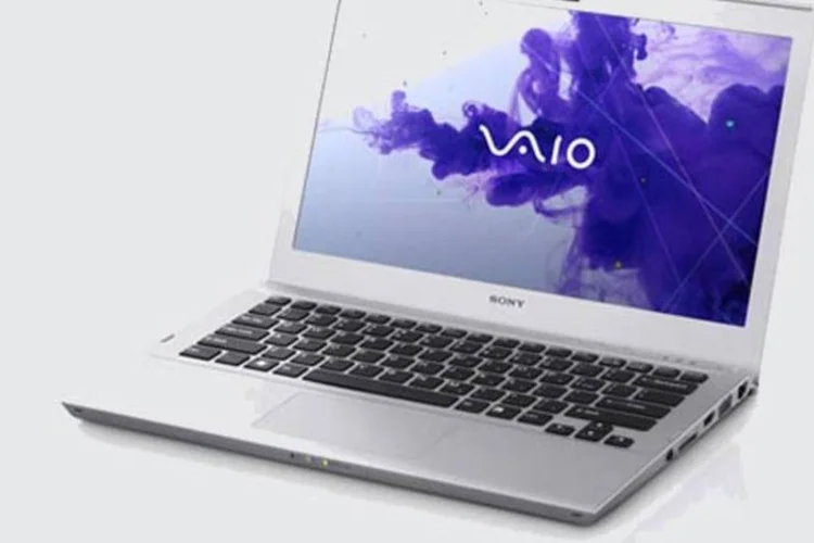 
	Sony Ultrabook SVT13115FB:&nbsp;&nbsp;empresa colocou no mercado uma m&aacute;quina intermedi&aacute;ria com pre&ccedil;o equilibrado
 (Divulgação)