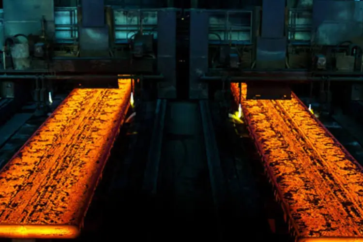 Siderúrgica: produção de aço da China, maior produtor e consumidor global, subiu para 72 milhões de toneladas (Timothy Fadek/Bloomberg)