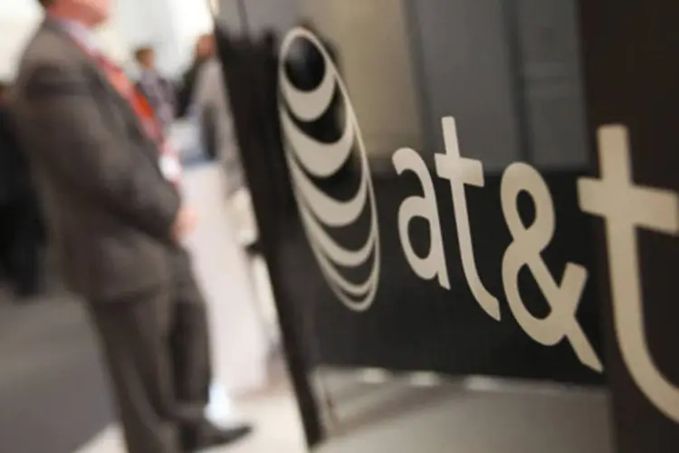 AT&T: analistas esperavam lucro de US$ 0,68 por ação e receita de US$ 31,81 bilhões (Chris Ratcliffe/Bloomberg)