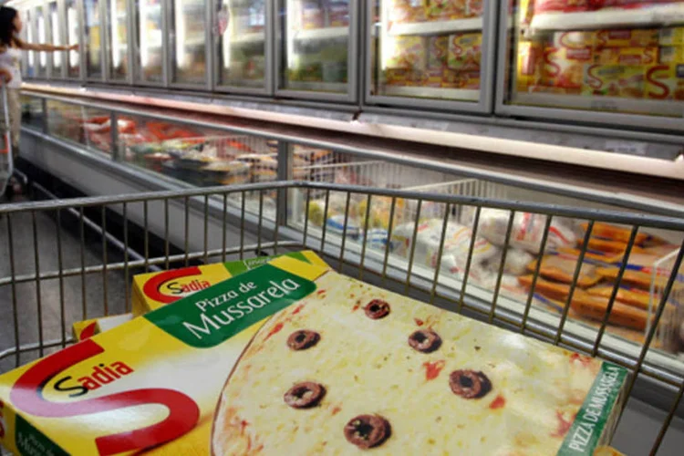
	Pizzas da Sadia, da BRF: a AKF &eacute; distribuidora de produtos Sadia no Sultanato de Om&atilde; h&aacute; 25 anos
 (Adriano Machado/Bloomberg)