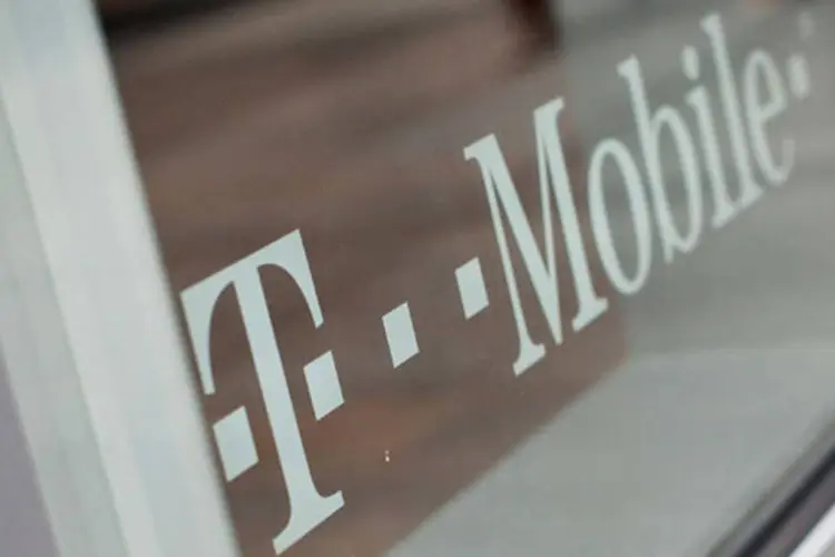 T-mobile: o acordo colocaria o SoftBank no controle da empresa resultante da fusão (foto/Getty Images)