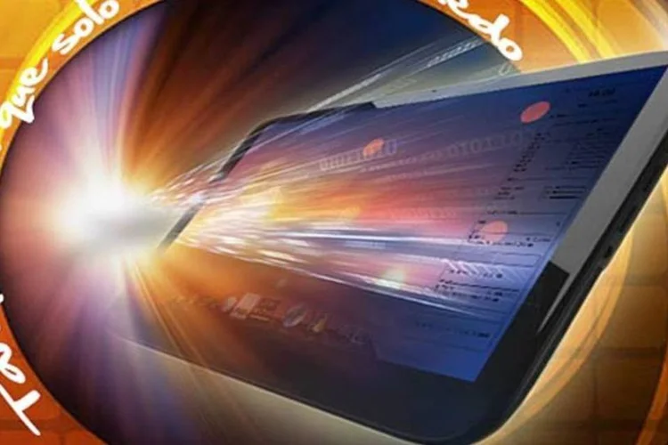 O tablet "bolivariano" VIT T1100: processador de netbook e sistema operacional Linux  (Divulgação)