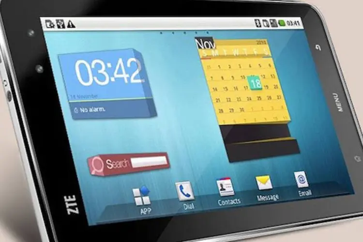 O V9, da ZTE, parece "antiquado" perto dos tablets com Android mais recentes, que têm processador mais potente e tela maior (Divulgação)