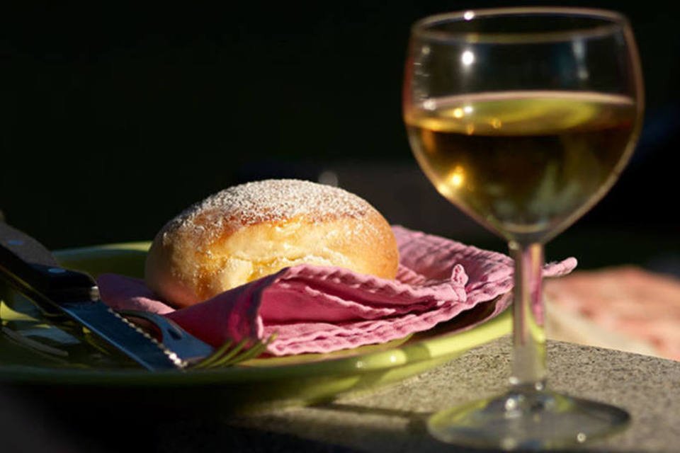 Vinho branco também pode ser boa pedida para o inverno