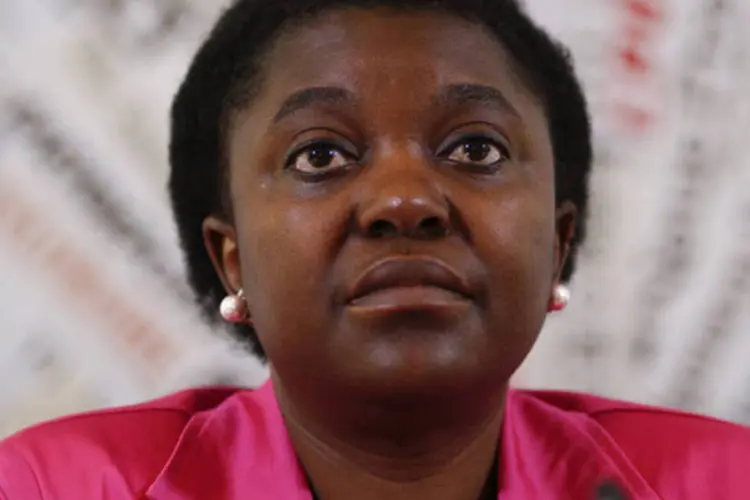 Ministra da ministra Integração Italiana, Cecile Kyenge, durante conferência em Roma: "o que eu peço é uma reflexão sobre o papel que um funcionário público precisa desempenhar", afirmou (Tony Gentile/Reuters)