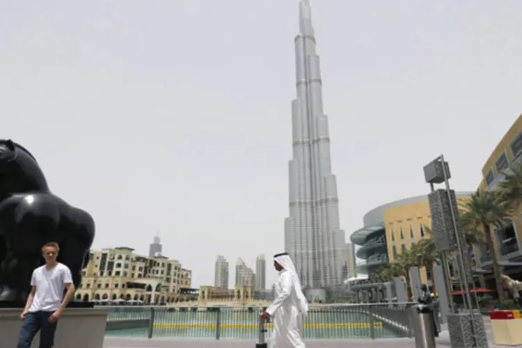 Com 828 metros, o Burj Khalifa é o edifício mais alto do mundo desde sua inauguração em 2010 (Ahmed Jadallah/Reuters)