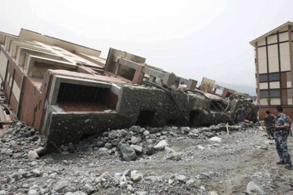 Mortos por inundações e tufões na China chega a 200