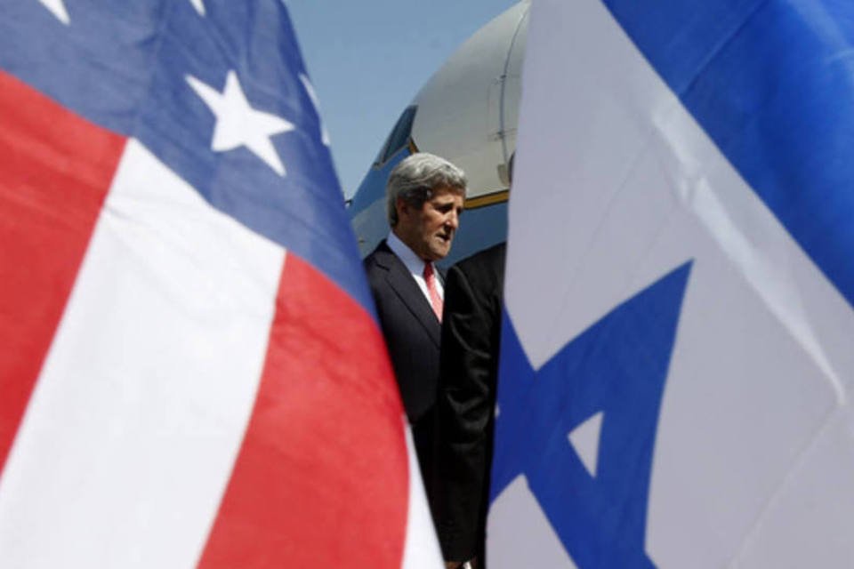 Kerry inicia negociações com Israel e palestinos