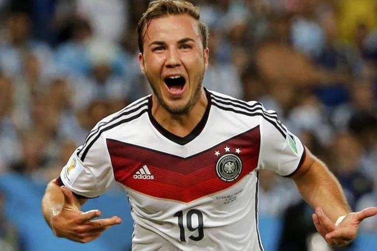 Göetze celebra gol que rendeu título para Alemanha (REUTERS/Sergio Moraes)