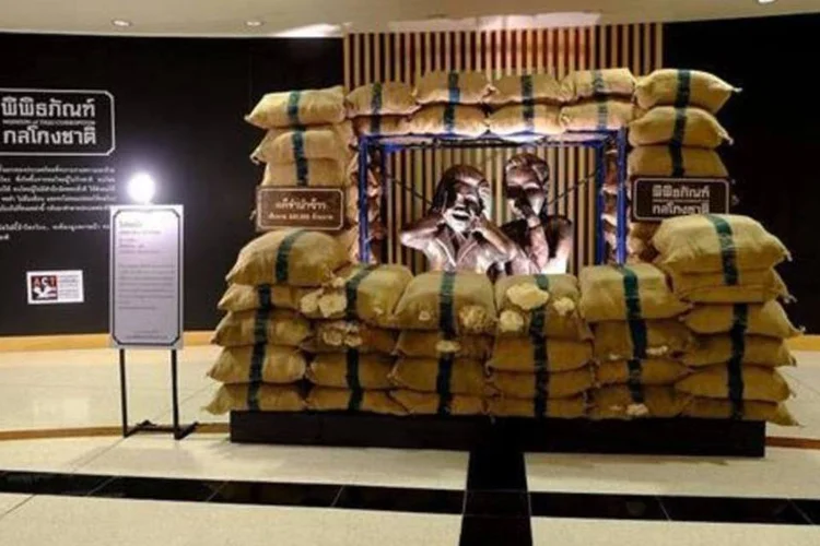 
	Arte: projeto utiliza a corrup&ccedil;&atilde;o para fazer arte como forma de conscientiza&ccedil;&atilde;o
 (EFE)