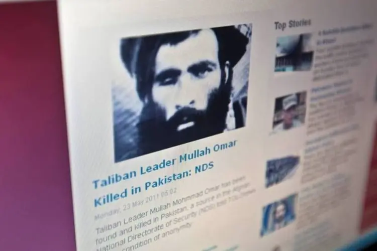 
	Reprodu&ccedil;&atilde;o de reportagem do site Tolonews sobre a morte do l&iacute;der do Taliban, mul&aacute; Omar
 (REUTERS/Ahmad Masood/Files)