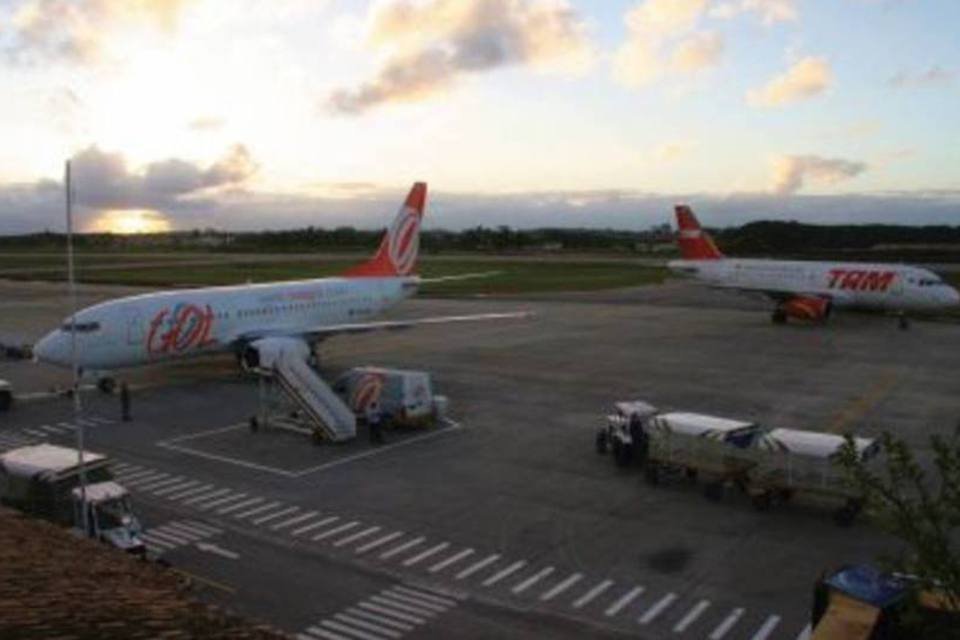 Tráfego aéreo nacional salta 32% em março, Gol encosta na TAM