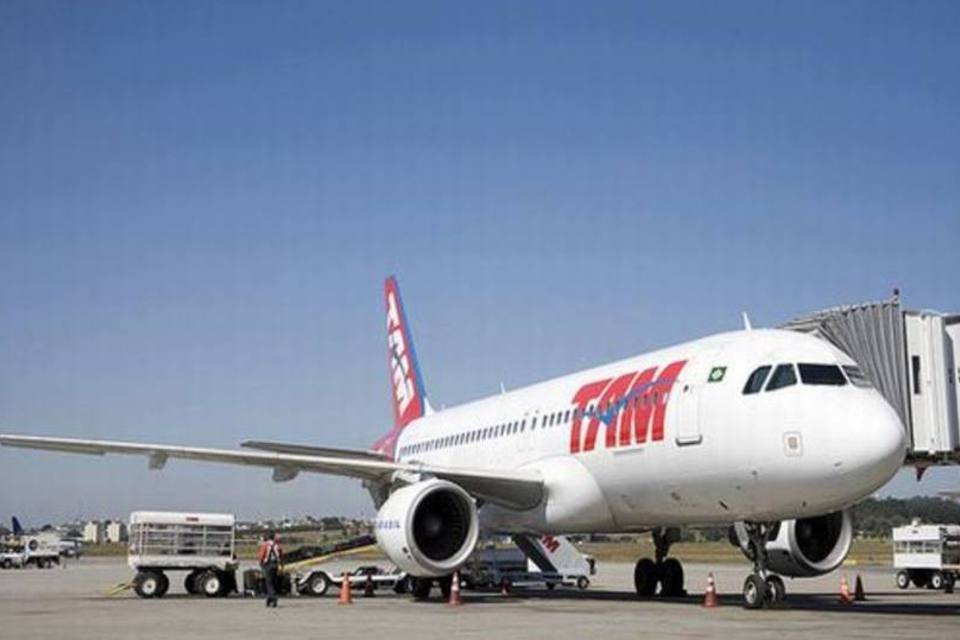 Pilotos da TAM protestam contra falta de segurança de voo