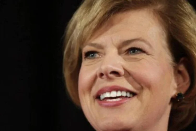 "Não se enganem, tenho orgulho de ser uma progressista em Winsconsin", disse a democrata Tammy Baldwin ( ©Getty Images/AFP / Darren Hauck)