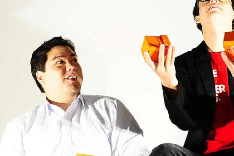 Marcos Tanaka e Marco Gomes, sócios da empresa de marketing online boo-box (Alexandre Battibugli)