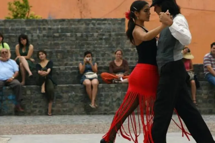 
	&nbsp;

	Dan&ccedil;arinos de tango em Buenos Aires: ministro argentino descarta possibilidade de morat&oacute;ria no pa&iacute;s
 (Getty Images)
