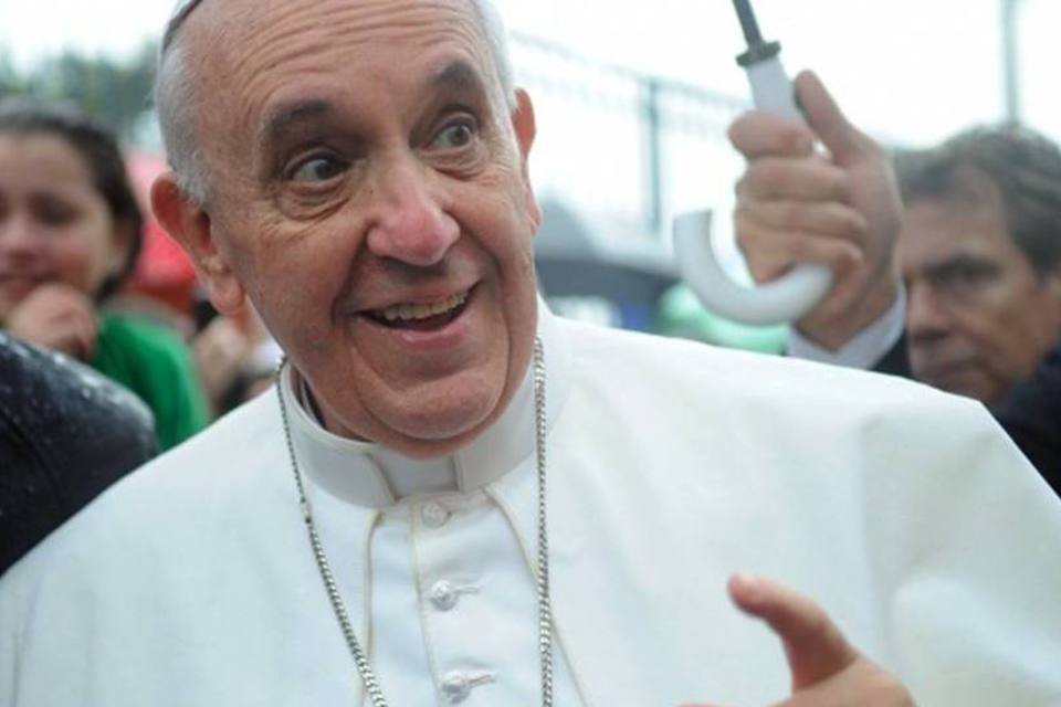Papa Francisco segue para encontro com menores infratores