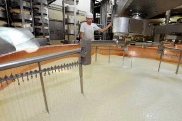 
	Minist&eacute;rio da Agricultura apura caso de leite adulterado no Rio Grande do Sul
 (Jean-Pierre Clatot/AFP)