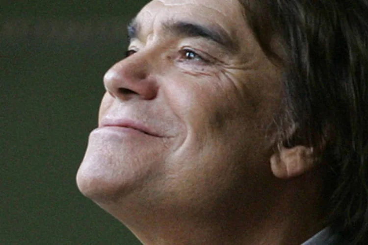 O empresário francês Bernard Tapie: Desde o final de maio, três pessoas foram acusadas de "fraude e formação de quadrilha" neste caso. (REUTERS/Charles Platiau)