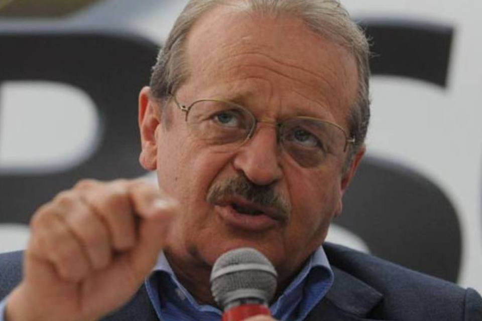 Tarso Genro defende que PT afaste Vaccari preventivamente