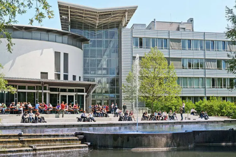 Universidade Técnica de Munique: a faculdade possui uma cervejaria científica (Divulgação/Facebook/Technische Universität München)