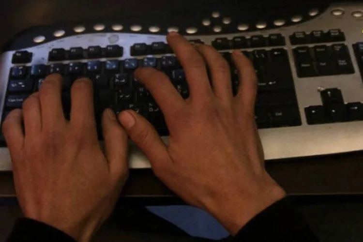 
	Teclado de computador: consumidor n&atilde;o ter&aacute; mais de aguardar para ser atendido setores de call center, nem precisar ouvir contrapropostas das operadoras
 (©afp.com / Ahmad Gharabli)