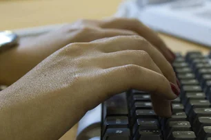 Imagem referente à matéria: Use esses três comandos do ChatGPT para aprender uma habilidade nova do zero em sete dias