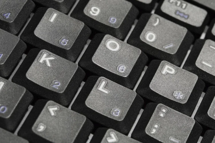 teclado de computador (Thinkstock)