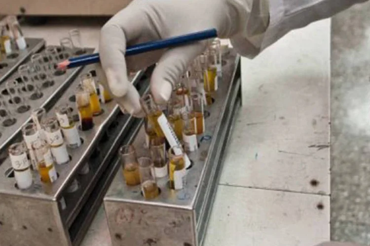 
	Laborat&oacute;rio: nos &uacute;ltimos meses, grandes empresas farmac&ecirc;uticas multinacionais adquiriram fabricantes de produtos farmac&ecirc;uticos brasileiras&nbsp;
 (©AFP/Arquivo)